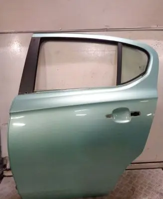 Opel Corsa E Rear door 