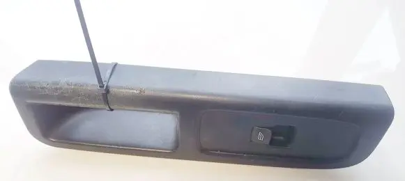 Volvo V50 Electric window control switch 8679474 30658448