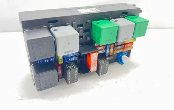Mercedes-Benz R W251 Fuse module A1645403272