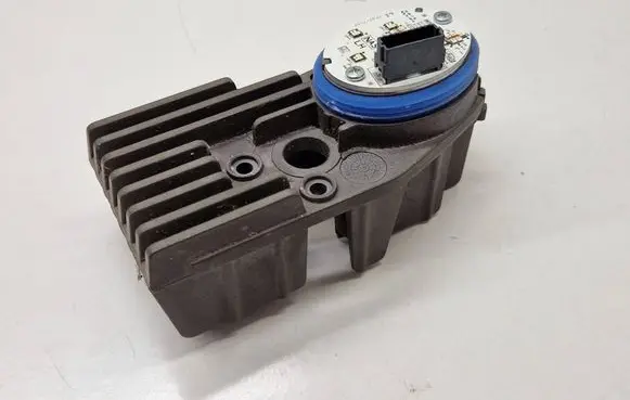 Buick Encore I Headlight ballast module Xenon 7PU7-7L5F U76H13