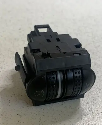 Volkswagen PASSAT B5.5 Headlight level height control switch 3B0941333C