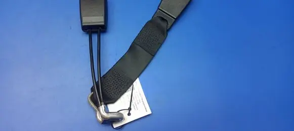 Mercedes-Benz S W140 Middle seatbelt buckle (rear) 1408600269 39343151