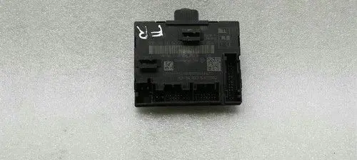 Audi A3 S3 8V Door control unit/module 5Q0959593B