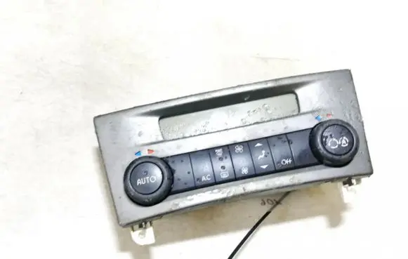 Renault Laguna II Climate control unit 8200181132 52485201