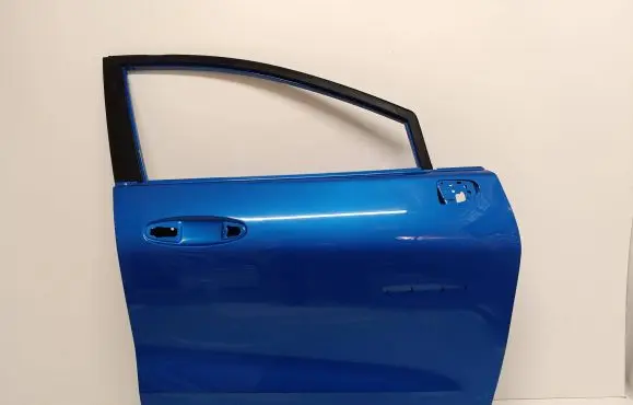 Ford Puma Front door