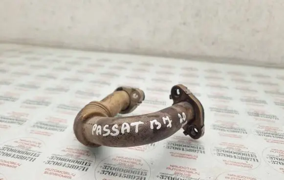 Volkswagen PASSAT B7 EGR valve line/pipe/hose