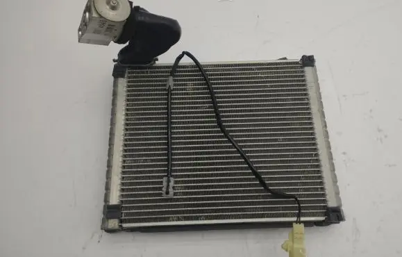 Air conditioning (A/C) radiator (interior)