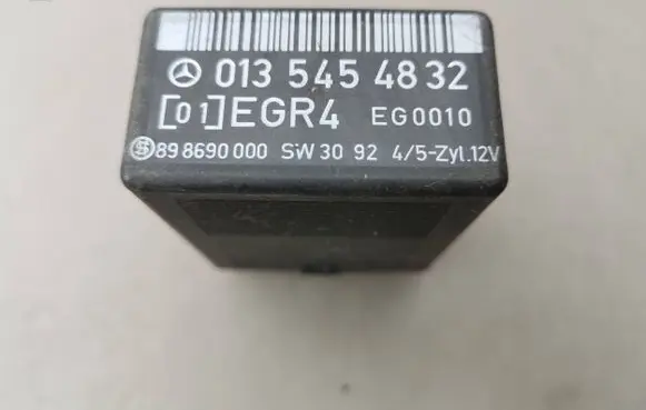 Mercedes-Benz C W202 Other relay 0135454832 EG0010 898690000