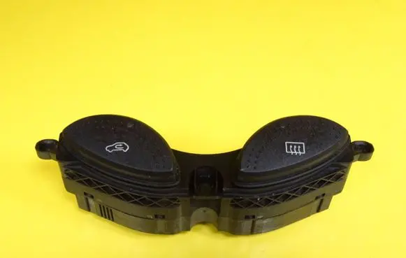 Windscreen/window heater switch