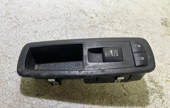 Dodge Durango Electric window control switch 68290692AB 10132988 86390N