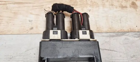 Seat Alhambra (Mk1) Coolant fan relay 701973303