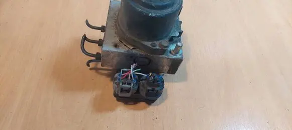 Toyota Land Cruiser (HDJ90) ABS Pump 44510-60020 221004242435
