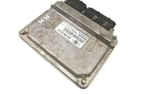 Volkswagen PASSAT B5.5 Engine control unit/module 06B906033AA 5WP40109