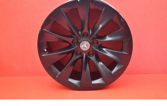 Tesla Model S R18 alloy rim 1059337-00-A