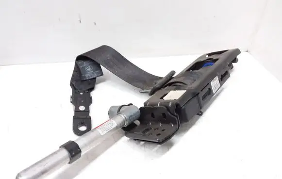 Volvo V50 Front seatbelt 30661789