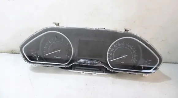 Peugeot 2008 I Clock 