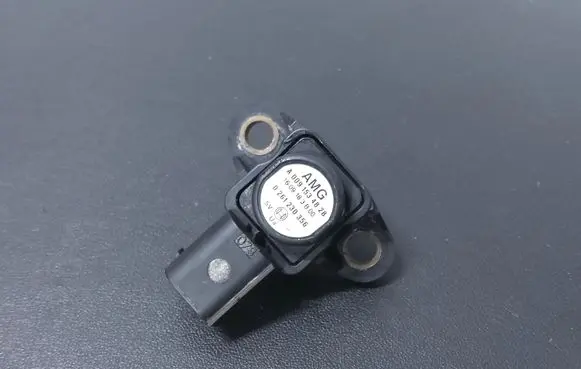 Mercedes-Benz C AMG W205 Air pressure sensor A0091534828 0091534828 0261230356