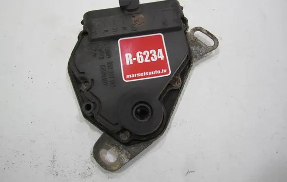 Audi 80 90 S2 B4 Gear selector 893927147