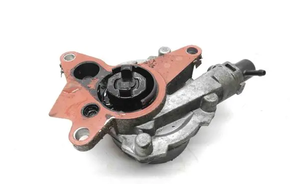 Nissan Qashqai Vacuum pump 146503760R