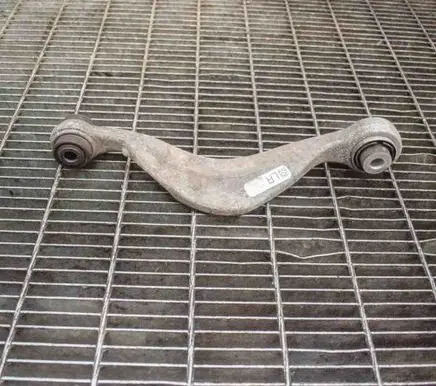 BMW 5 G30 G31 Rear upper control arm/wishbone 6870536