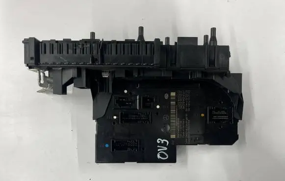 Mercedes-Benz E W212 SAM control unit a2129004222 5DK01102356 2129015205