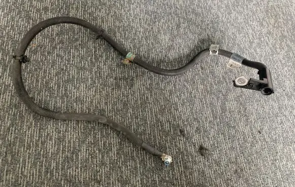 Mercedes-Benz CLA C117 X117 W117 Positive cable (battery) A2465405933