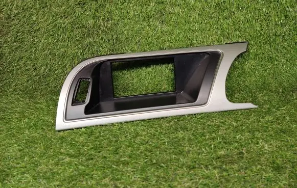 Audi A5 Sportback 8TA Radio/GPS head unit trim 8T2857185G