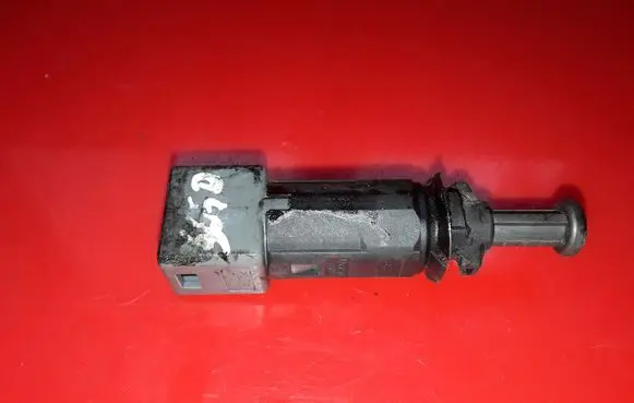 Renault Master III Brake pedal sensor switch 431512