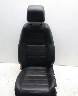 Honda CR-V Front driver seat 