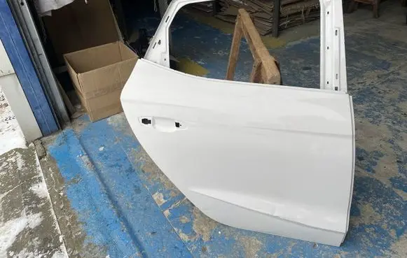 Seat Ibiza V (KJ) Front door 6F0833312C