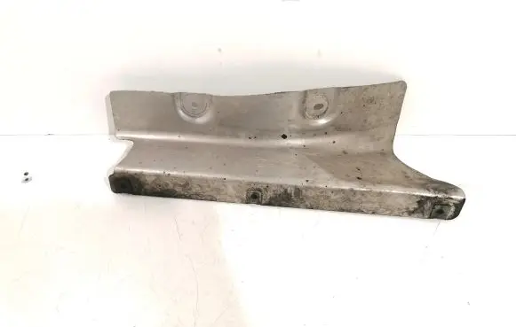 BMW 5 GT F07 Heat shield in engine bay 7185204