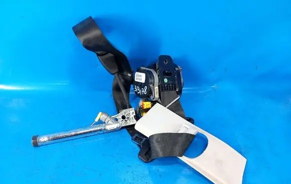 Ford Focus Front seatbelt DM5Z54611B08DB