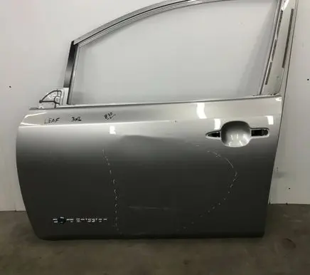Nissan Leaf II (ZE1) Front door