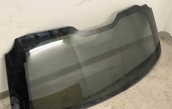 Land Rover Evoque I Rear windscreen/windshield window 