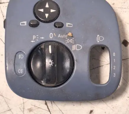 Mercedes-Benz C W203 Light switch 24406574723 04055618 A2035450604