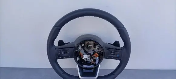 Nissan Qashqai J12 Steering wheel 48430-6UJ2D