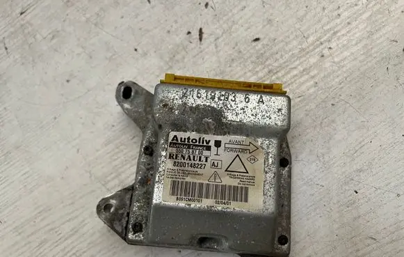 Renault Laguna II Airbag control unit/module 8200148227 550758700