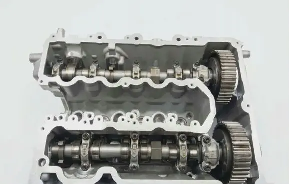 Opel Astra K Engine head 55512233