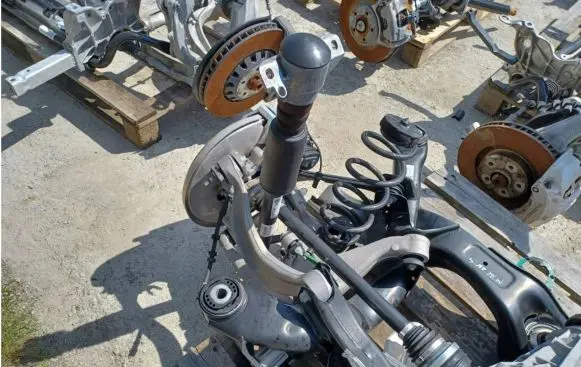 Porsche Macan (95B) Rear wheel hub spindle/knuckle 