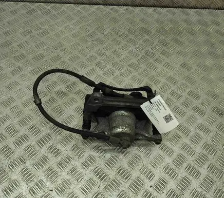 Skoda Karoq Front brake caliper 8V0615126A 8V0615124D