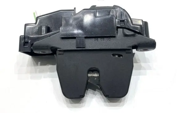 Peugeot 308 Tailgate exterior lock 9660403880