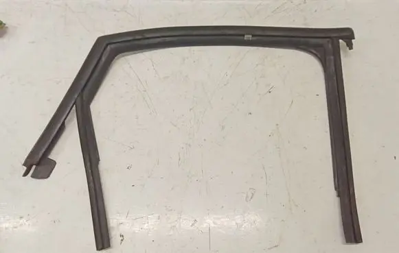 Audi A4 S4 B8 8K Rubber seal rear door 8K5839440