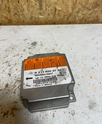 Mercedes-Benz C W203 Airbag control unit/module a2118205785