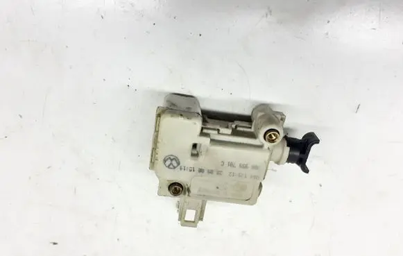 Volkswagen Scirocco Tailgate boot lock/latch motor 3B0959781C