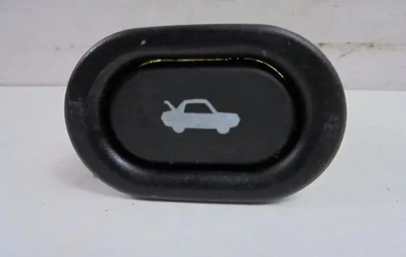 Saab 9-5 Tailgate/boot open switch button 4733440