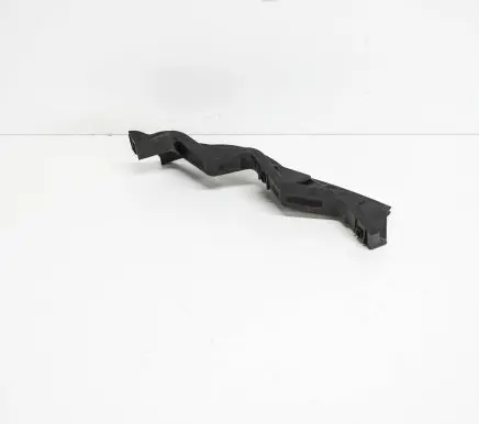 Volkswagen PASSAT B6 Front bumper mounting bracket 3C0807890