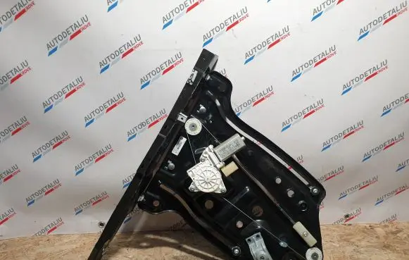 BMW 6 F12 F13 Rear door window regulator with motor 7303787