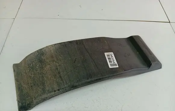 Iveco Daily 30.8 - 9 Rear arch trim 504099528