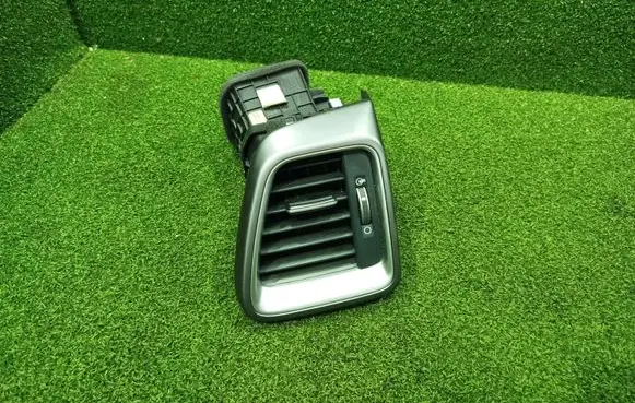 KIA Ceed Dashboard side air vent grill/cover trim 97490J7000