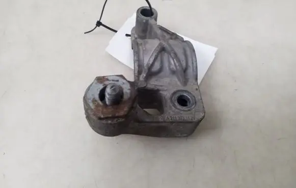 Mercedes-Benz E W211 Sway bar bush bracket, front A2113231126